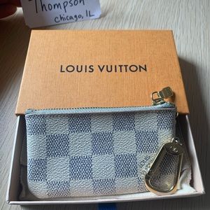 ❌❌SOLD❌❌ Louis Vuitton Damier Azur Key Pouch